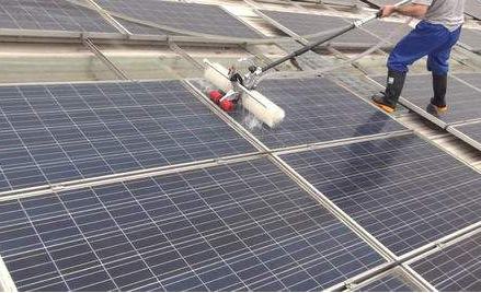 光伏電站已成家用電器，關(guān)于電站清洗我們應(yīng)該注意什么？