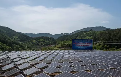 安徽光伏扶貧電站全部實(shí)現(xiàn)并網(wǎng)發(fā)電！