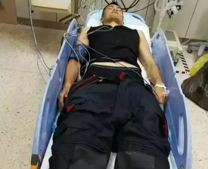 又雙叒叕現(xiàn)火災(zāi)！為撲救晶澳大火，消防戰(zhàn)士連續(xù)作戰(zhàn)累暈現(xiàn)場