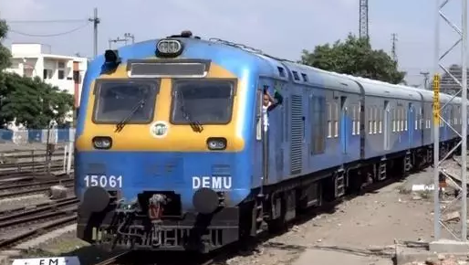 名不副實(shí)的印度太陽(yáng)能火車(chē)？