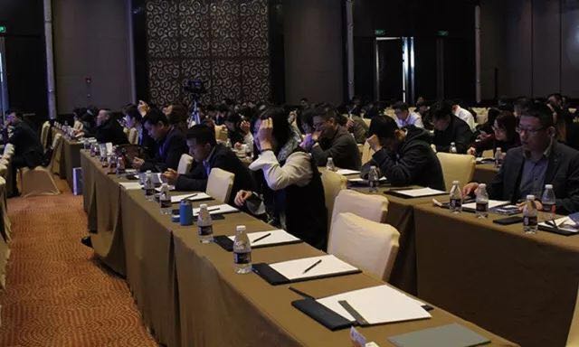 力爭上游，海納百川！2017光伏創(chuàng)新大會，PVTOP50正泰連中三元