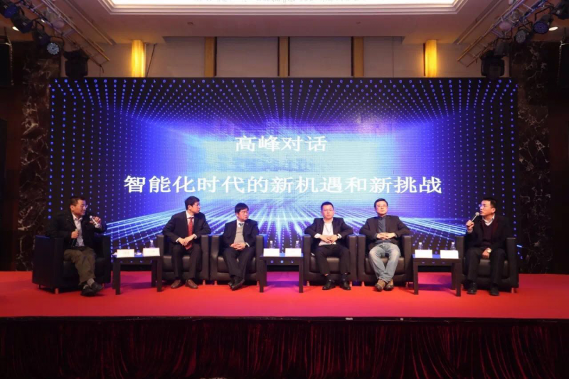 酣暢淋漓||兩場演講，一場對話，聽深圳科士達(dá)在逆變器技術(shù)峰會論壇上說些什么