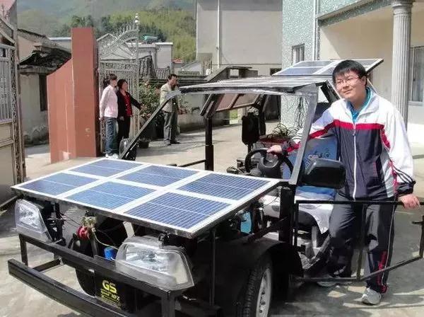 高手在民間 花1.5萬(wàn)造出能跑70公里的光伏汽車！