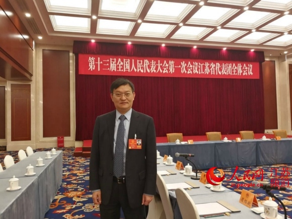 兩會(huì)聲音丨昝圣達(dá):加大光伏扶貧推進(jìn)力度 為貧困戶造血