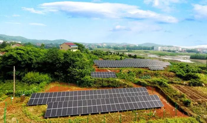 陽(yáng)光電源攜手「2018戶(hù)用光伏創(chuàng)新論壇暨光伏扶貧研討會(huì)」探討光伏發(fā)展