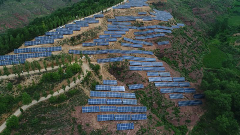 首航新能源助力16個(gè)村8MW光伏扶貧電站建設(shè)，貧困戶(hù)脫貧致富指日可待
